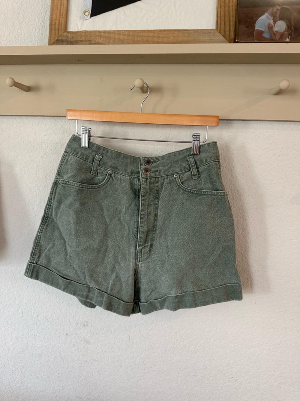 Classic High-Rise Olive Green Women's Shorts